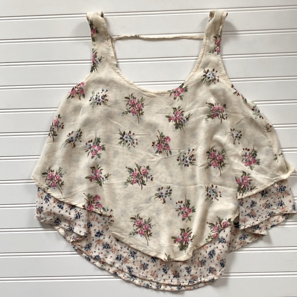 Mossimo Flowy Tank - Picture 3 of 8